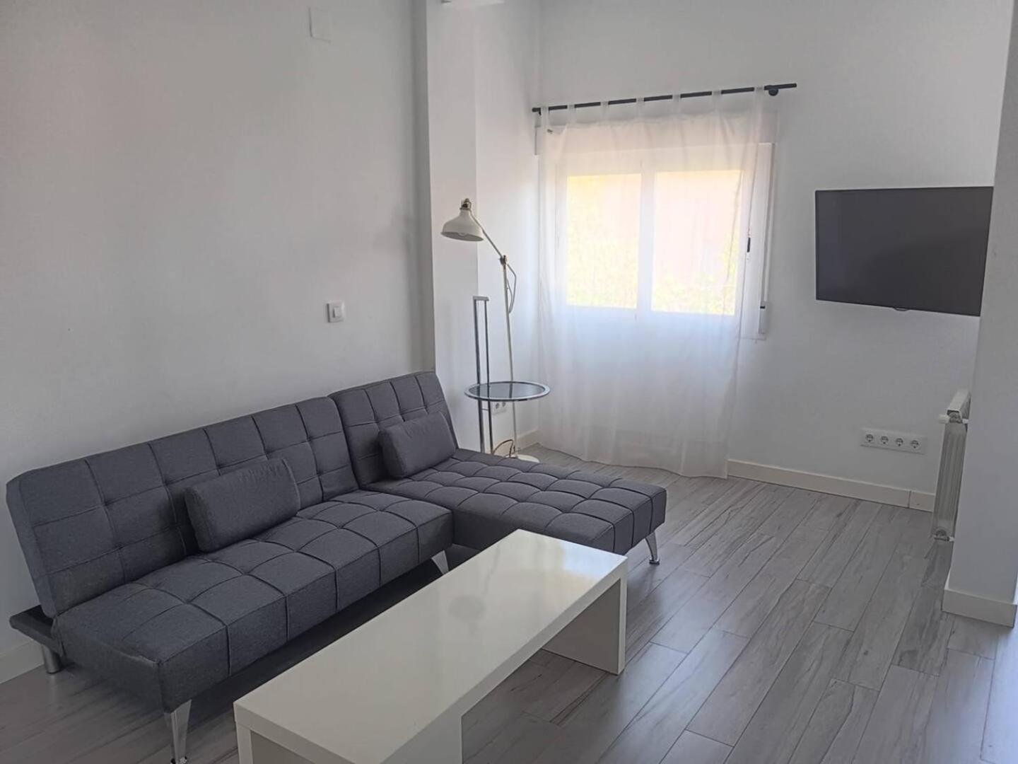 Blue Loft Atocha Apartment Madrid Ngoại thất bức ảnh